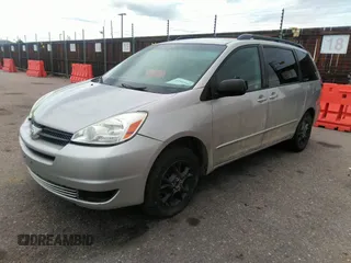 2005 Toyota Sienna CE with VIN 5TDZA23C45S336342, listed as a IAAI auction lot 41993668 with 1 mi miles. Bid and sale history available at carsss.com. Image 2.
