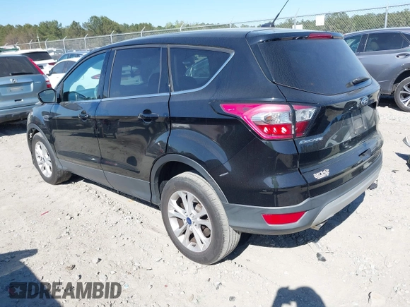 2017 Ford Escape SE with VIN 1FMCU0GD6HUE12367, listed as a IAAI auction lot 41899960 with 121,871 mi miles and . Bid and sale history available at DreamBid. Image 3.