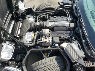 1994 Chevrolet Corvette z VIN 1G1YY22P6R5101716, wystawiony jako Copart lot #70466974 z przebiegiem 75 568 mil mil oraz Szkoda całkowita • Salvage title. Historia ofert i sprzedaży dostępna na DreamBid. Obrazek 11.