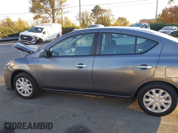 2017 Nissan Versa SL with VIN 3N1CN7AP1HL848618, listed as a IAAI auction lot 40939062 with 121,840 mi miles and . Bid and sale history available at DreamBid. Image 14.