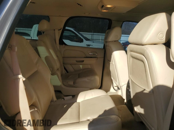 2008 Cadillac Escalade z VIN 1GYFK63898R227231, wystawiony jako Copart lot #46340945 z przebiegiem 166 797 mil mil oraz Szkoda całkowita • Salvage title. Historia ofert i sprzedaży dostępna na DreamBid. Obrazek 11.