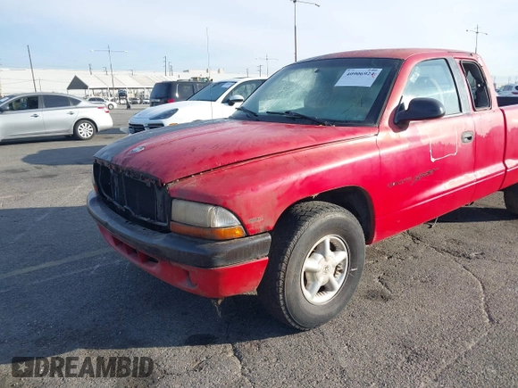 1998 Dodge Dakota with VIN 1B7FL22P5WS569446, listed as a IAAI auction lot 40906924 with 225,507 mi miles. Bid and sale history available at carsss.com. Image 6.