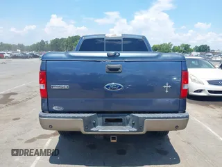 2004 Ford F-150 XLT z VIN 1FTPW14514KC84712, wystawiony jako IAAI lot #42636693 z przebiegiem 244 188 mil mil oraz . Historia ofert i sprzedaży dostępna na DreamBid. Obrazek 16.