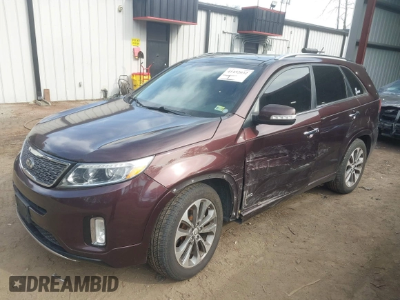 2014 Kia Sorento SX Limited with VIN 5XYKWDA72EG532135, listed as a IAAI auction lot 41452032 with 104,252 mi miles. Bid and sale history available at carsss.com. Image 2.