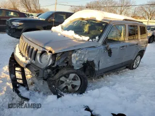 2015 Jeep Patriot Latitude with VIN 1C4NJPFB6FD377681, listed as a Copart auction lot 87102424 with Not Provided miles and Salvage Title. Bid and sale history available at DreamBid. Image 1.