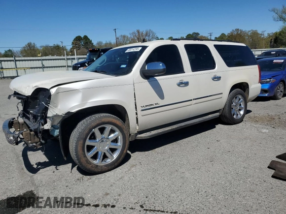 2011 GMC Yukon XL SLT z VIN 1GKS1KE06BR101797, wystawiony jako Copart lot #49614295 z przebiegiem 297 242 mil mil oraz Szkoda całkowita • Salvage title. Historia ofert i sprzedaży dostępna na DreamBid. Obrazek 1.