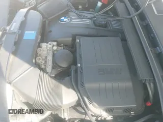 2009 BMW 3 Series 335i с VIN WBAWB73569P158686, выставлен на аукционе IAAI как лот 40666316 с пробегом 93 095 миль миль и . История ставок и продаж доступна на DreamBid. Изображение 18.