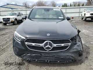 2024 Mercedes-Benz GLC 300 z VIN W1NKM4HBXRF129263, wystawiony jako Copart lot #51747035 z przebiegiem 15 898 mil mil oraz Szkoda całkowita • Salvage title. Historia ofert i sprzedaży dostępna na DreamBid. Obrazek 5.