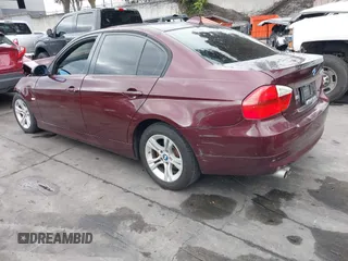 2008 BMW 3 Series 328xi with VIN WBAVC735X8KP39421, listed as a IAAI auction lot 41769424 with 137,451 mi miles. Bid and sale history available at carsss.com. Image 3.
