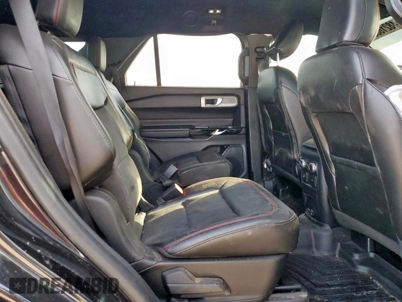 2022 Ford Explorer ST-Line z VIN 1FMSK7KH8NGA86473, wystawiony jako Copart lot #59979545 z przebiegiem 61 412 mil mil oraz Szkoda całkowita • Salvage title. Historia ofert i sprzedaży dostępna na DreamBid. Obrazek 11.