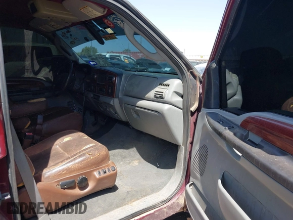 2006 Ford Super Duty F-250 XL with VIN 1FTSW21P76EC78212, listed as a IAAI auction lot 42076006 with 267,848 mi miles. Bid and sale history available at carsss.com. Image 5.