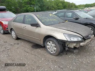 2004 Honda Accord LX с VIN 1HGCM56364A003602, выставлен на аукционе IAAI как лот 42621484 с пробегом Не указан миль и . История ставок и продаж доступна на DreamBid. Изображение 1.