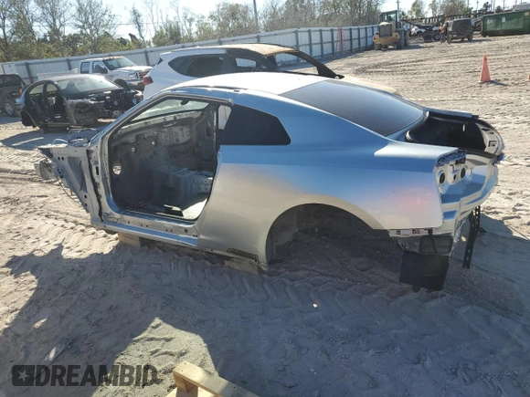 2009 Nissan GT-R Premium с VIN JN1AR54F99M252053, выставлен на аукционе Copart как лот 82112354 с пробегом Не указан миль и Чистый • Clean title. История ставок и продаж доступна на DreamBid. Изображение 2.