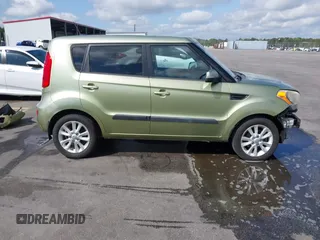 2013 Kia Soul + with VIN KNDJT2A69D7543130, listed as a IAAI auction lot 41914445 with 127,489 mi miles. Bid and sale history available at carsss.com. Image 14.