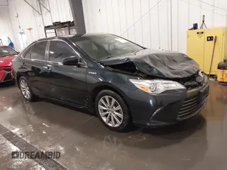 2015 Toyota Camry LE z VIN 4T1BD1FK3FU147986, wystawiony jako IAAI lot #42103906 z przebiegiem 104 597 mil mil oraz . Historia ofert i sprzedaży dostępna na DreamBid. Obrazek 1.