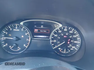 2016 Nissan Pathfinder S with VIN 5N1AR2MN6GC604779, listed as a IAAI auction lot 40990112 with 188,881 mi miles and . Bid and sale history available at DreamBid. Image 7.