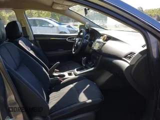 2017 Nissan Sentra S z VIN 3N1AB7AP0HY359680, wystawiony jako IAAI lot #42320581 z przebiegiem 120 244 mil mil oraz . Historia ofert i sprzedaży dostępna na DreamBid. Obrazek 5.