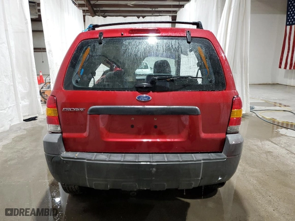 2007 Ford Escape XLS with VIN 1FMYU02Z97KB27598, listed as a Copart auction lot 46576825 with 118,021 mi miles and Salvage Title. Bid and sale history available at carsss.com. Image 6.