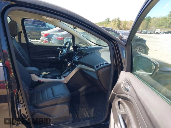 2013 Ford C-Max SEL with VIN 1FADP5BU8DL545349, listed as a IAAI auction lot 42139748 with 118,222 mi miles and . Bid and sale history available at carsss.com. Image 5.