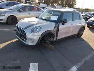 2017 MINI Hardtop 4 Door Cooper with VIN WMWXU1C37H2F77364, listed as a IAAI auction lot 41331028 with 1 miles. Bid and sale history available at carsss.com. Image 18.