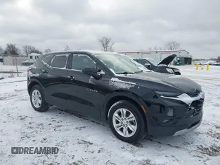 2021 Chevrolet Blazer LT с VIN 3GNKBHRS2MS571758, выставлен на аукционе IAAI как лот 40985755 с пробегом 82 579 миль миль и . История ставок и продаж доступна на DreamBid. Изображение 1.