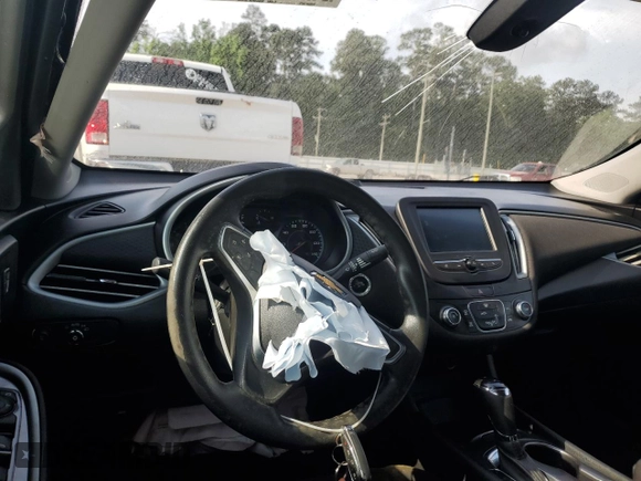 2018 Chevrolet Malibu LS with VIN 1G1ZB5ST5JF205200, listed as a Copart auction lot 55247805 with 99,685 mi miles and Salvage Title. Bid and sale history available at DreamBid. Image 10.