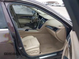 2016 Cadillac CTS Luxury Collection RWD z VIN 1G6AR5SX7G0111806, wystawiony jako IAAI lot #41908192 z przebiegiem 86 309 mil mil oraz . Historia ofert i sprzedaży dostępna na DreamBid. Obrazek 5.