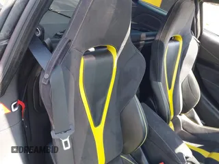 2018 McLaren 720S z VIN SBM14DCA9JW001142, wystawiony jako IAAI lot #42117797 z przebiegiem 15 654 mil mil oraz . Historia ofert i sprzedaży dostępna na DreamBid. Obrazek 8.