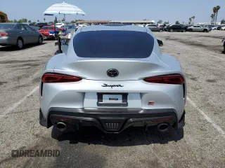 2022 Toyota Supra 3.0 with VIN WZ1DB0C06NW046204, listed as a Copart auction lot 58162645 with Not provided miles and Salvage title. Bid and sale history available at DreamBid. Image 6.