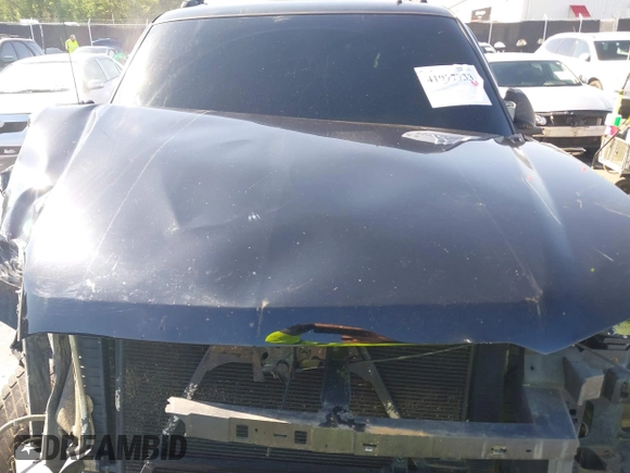 2002 Chevrolet Avalanche with VIN 3GNEK13T42G142319, listed as a IAAI auction lot 41977733 with Not Provided miles and . Bid and sale history available at DreamBid. Image 10.