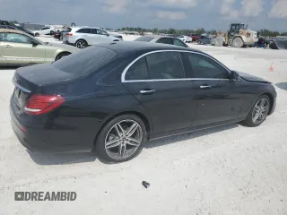 2018 Mercedes-Benz E-Class E 300 with VIN WDDZF4JB6JA467129, listed as a Copart auction lot 43755543 with 38,124 mi miles. Bid and sale history available at carsss.com. Image 3.