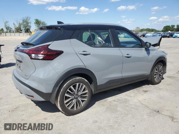 2022 Nissan Kicks SV with VIN 3N1CP5CV7NL491953, listed as a Copart auction lot 50599755 with 43,173 mi miles and Salvage Title. Bid and sale history available at DreamBid. Image 3.