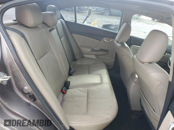 2015 Honda Civic EX-L z VIN 19XFB2F91FE059094, wystawiony jako Copart lot #54218755 z przebiegiem Nie podano mil oraz Szkoda całkowita • Salvage title. Historia ofert i sprzedaży dostępna na DreamBid. Obrazek 10.