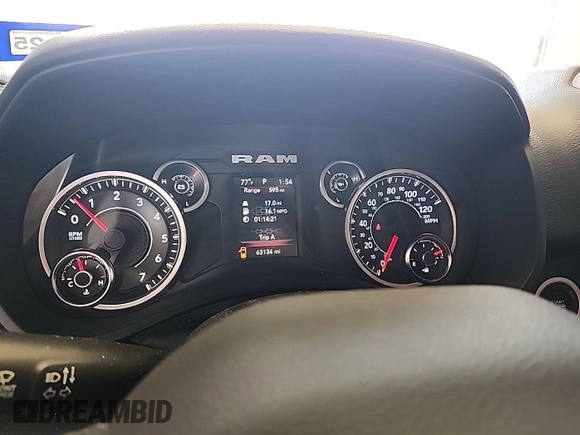 2022 Ram 1500 Big Horn z VIN 1C6RRFFG5NN187807, wystawiony jako IAAI lot #42435471 z przebiegiem 63 143 mil mil oraz . Historia ofert i sprzedaży dostępna na DreamBid. Obrazek 1.