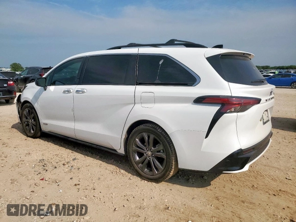 2021 Toyota Sienna XSE with VIN 5TDDRKECXMS011869, listed as a Copart auction lot 60333135 with 77,316 mi miles and Salvage title. Bid and sale history available at DreamBid. Image 2.