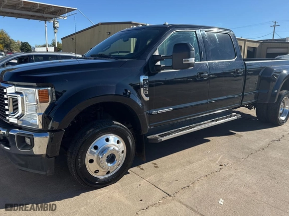 2021 Ford Super Duty F-450 DRW XL with VIN 1FT8W4DT5MED90812, listed as a Copart auction lot 81324864 with 113,031 mi miles and Clean Title. Bid and sale history available at carsss.com. Image 2.