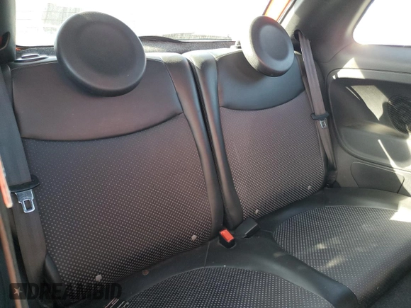 2014 FIAT 500e с VIN 3C3CFFGE1ET266948, выставлен на аукционе Copart как лот 57137835 с пробегом 86 013 миль миль и Чистый • Clean title. История ставок и продаж доступна на DreamBid. Изображение 10.