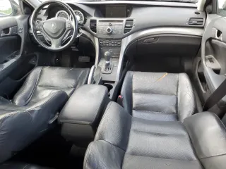 2010 Acura TSX z VIN JH4CU2F61AC025688, wystawiony jako Copart lot #56725365 z przebiegiem 226 084 mil mil oraz Czysty tytuł • Clean title. Historia ofert i sprzedaży dostępna na DreamBid. Obrazek 8.