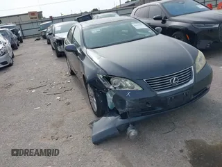 2008 Lexus ES 330 z VIN JTHBJ46G982255116, wystawiony jako IAAI lot #42192725 z przebiegiem 206 985 mil mil oraz . Historia ofert i sprzedaży dostępna na DreamBid. Obrazek 6.