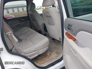 2007 GMC Yukon SLE with VIN 1GKFC13057R351385, listed as a IAAI auction lot 41720394 with 159,752 mi miles. Bid and sale history available at carsss.com. Image 8.