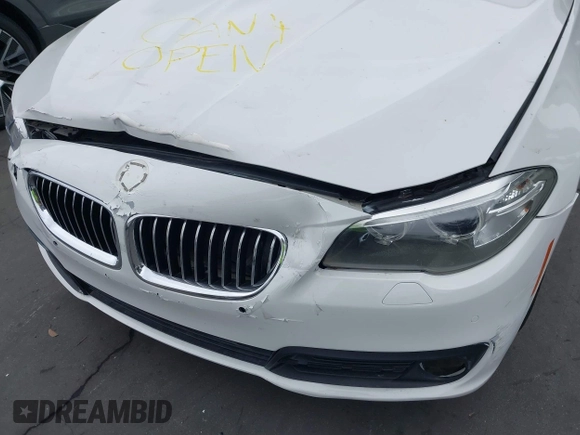 2014 BMW 5 Series 528i with VIN WBA5A5C56ED507439, listed as a IAAI auction lot 42105901 with Not Provided miles. Bid and sale history available at carsss.com. Image 20.
