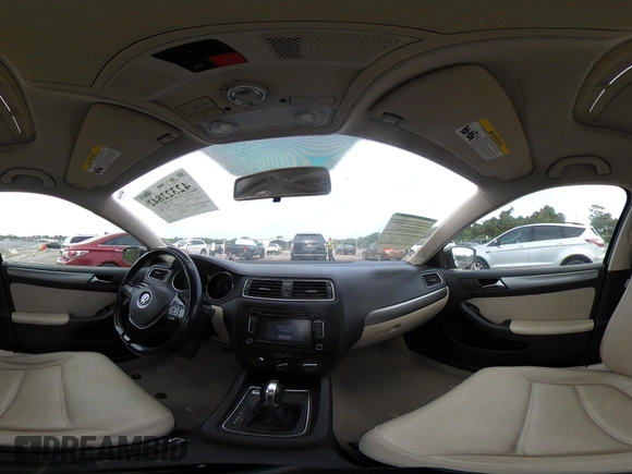 2015 Volkswagen Jetta SE with VIN 3VWD07AJXFM289988, listed as a IAAI auction lot 42322842 with 131,998 mi miles and . Bid and sale history available at DreamBid. Image 19.