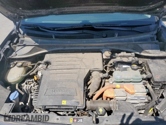 2018 Kia Niro EX with VIN KNDCC3LC5J5160617, listed as a Copart auction lot 52255305 with 168,875 mi miles and Clean Title. Bid and sale history available at carsss.com. Image 12.