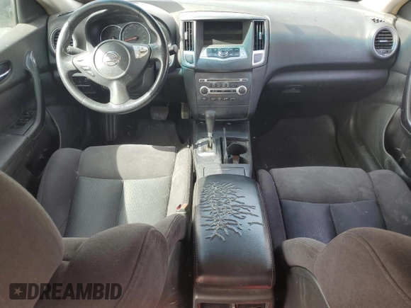 2013 Nissan Maxima SV with VIN 1N4AA5AP5DC832079, listed as a Copart auction lot 47112585 with 118,170 mi miles and Clean Title. Bid and sale history available at DreamBid. Image 8.