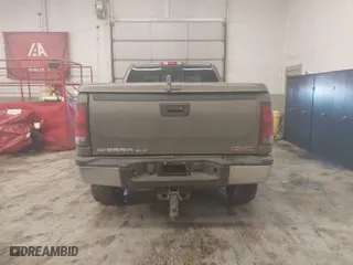 2013 GMC Sierra 2500HD SLE with VIN 1GT220C83DZ251178, listed as a IAAI auction lot 41342465 with 138,134 mi miles. Bid and sale history available at carsss.com. Image 16.