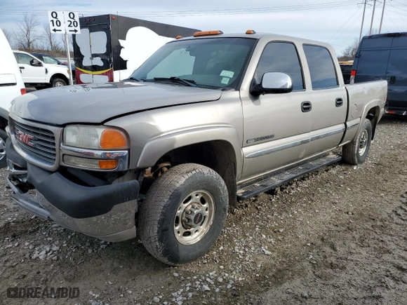 2002 GMC Sierra 2500HD SLE with VIN 1GTHK23UX2F248148, listed as a Copart auction lot 49129785 with 181,219 mi miles and Salvage Title. Bid and sale history available at carsss.com. Image 1.