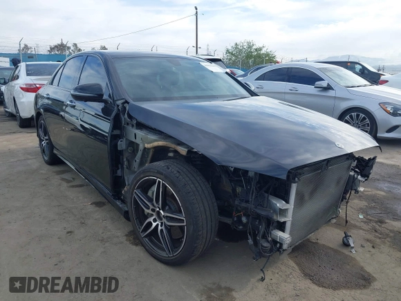 2020 Mercedes-Benz E 350 с VIN W1KZF8DB7LA832522, выставлен на аукционе IAAI как лот 41912241 с пробегом 31 203 миль миль и . История ставок и продаж доступна на DreamBid. Изображение 1.