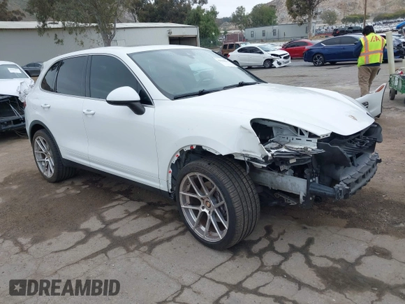 2014 Porsche Cayenne with VIN WP1AA2A27ELA09019, listed as a IAAI auction lot 42068012 with 77,997 mi miles and . Bid and sale history available at DreamBid. Image 1.