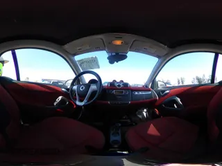 2013 Smart fortwo Pure z VIN WMEEJ3BAXDK632221, wystawiony jako IAAI lot #42243706 z przebiegiem 75 815 mil mil oraz . Historia ofert i sprzedaży dostępna na DreamBid. Obrazek 19.