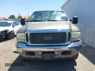 2002 Ford Excursion Limited z VIN 1FMNU43S72EA30242, wystawiony jako IAAI lot #42604414 z przebiegiem 209 106 mil mil oraz . Historia ofert i sprzedaży dostępna na DreamBid. Obrazek 12.
